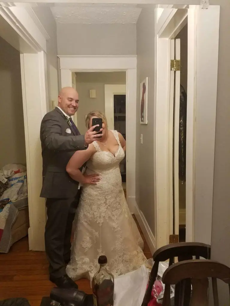 Husband and wife selfie fail 